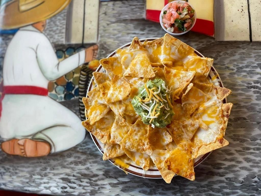Loaded nachos with guac